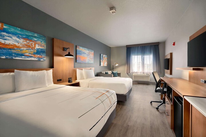 La Quinta Inn & Suites by Wyndham Springfield