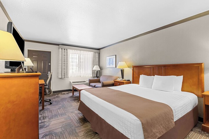 Room 19 of 29