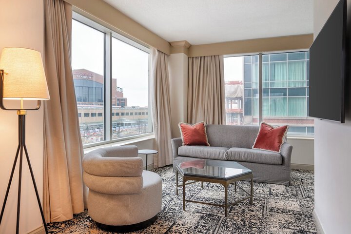 Omni Severin Hotel