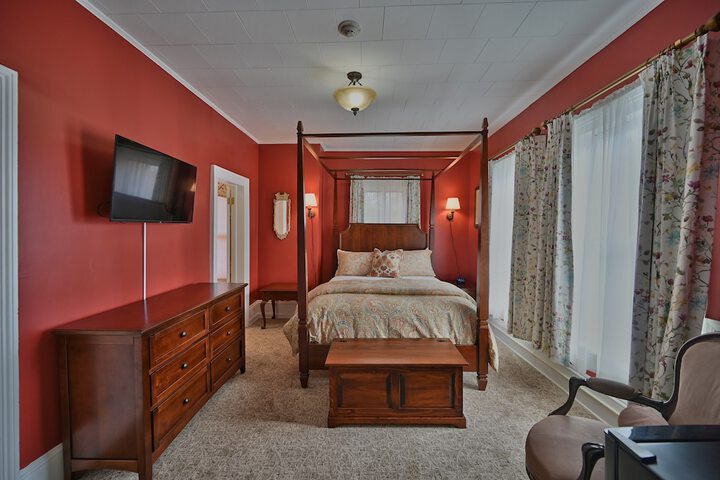 Room 36 of 89
