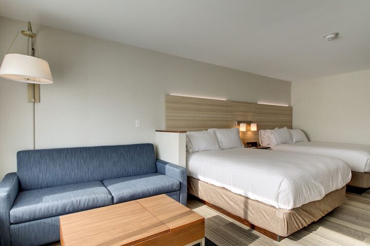 Room 45 of 70
