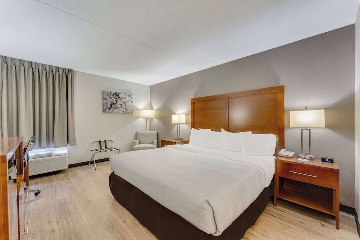 Room 18 of 29