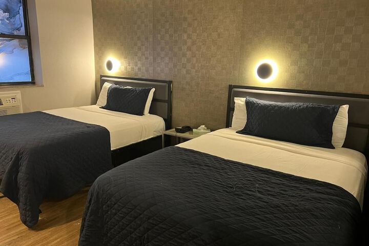 Room 20 of 27