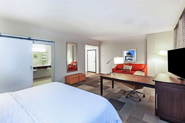 Room 20 of 36