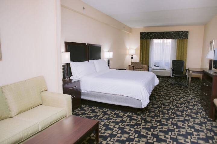 Room 19 of 70
