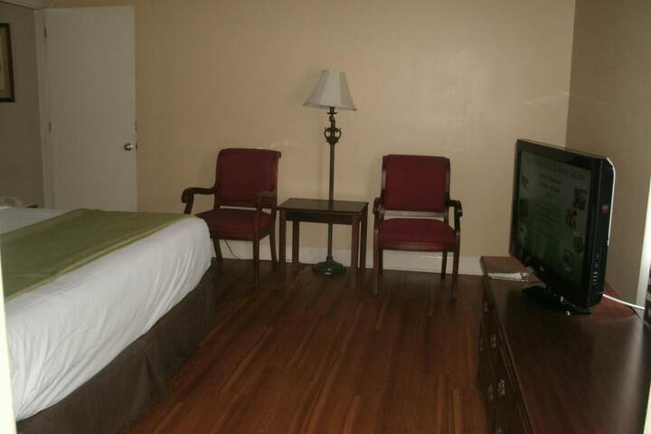 Room 17 of 52