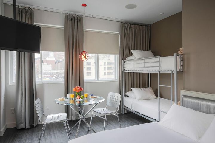 Room 9 of 45