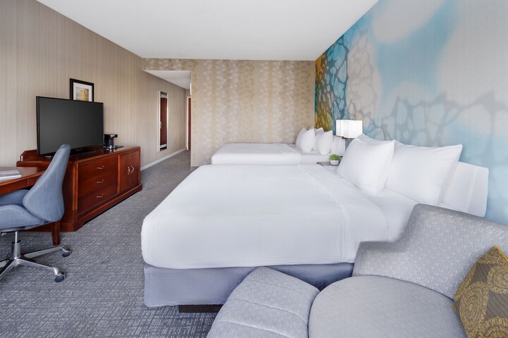Room 32 of 55