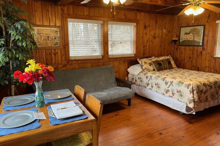 Mountain Aire Cottages Inn & Glamping