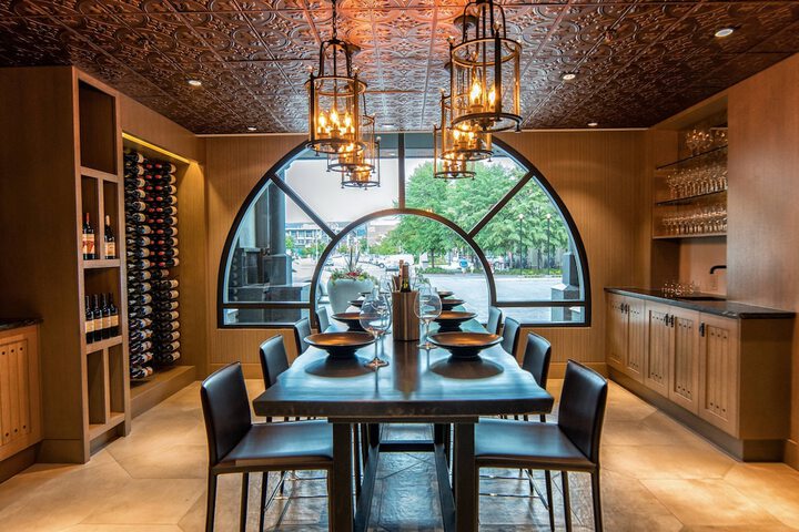 Dining 126 of 158
