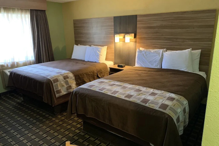 Travelodge Buffalo University District