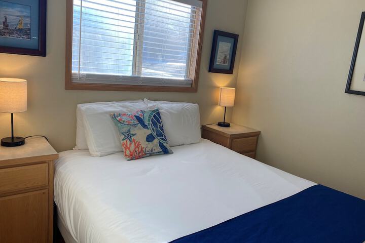 Room 33 of 38