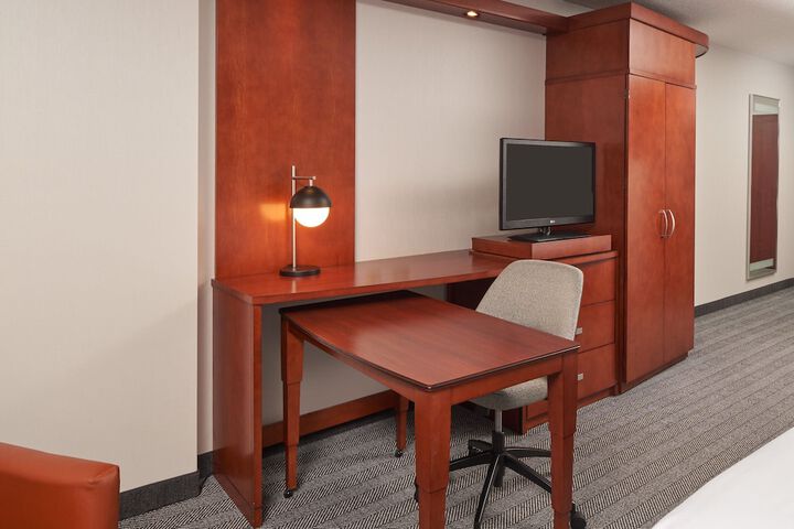 Room 15 of 47