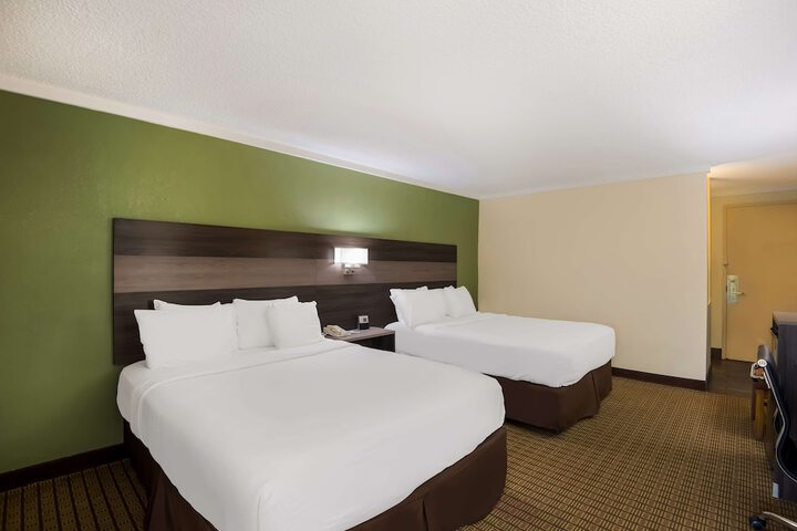 Room 21 of 30