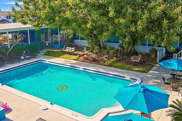 Pool 11 of 48