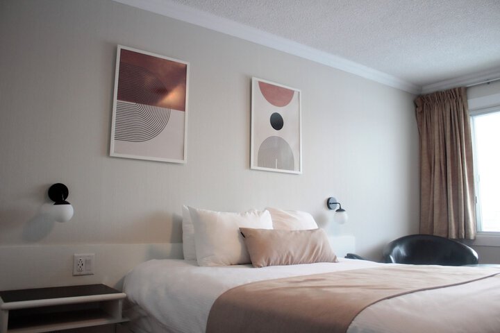 Room 50 of 75