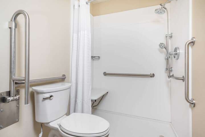 Room 15 of 29