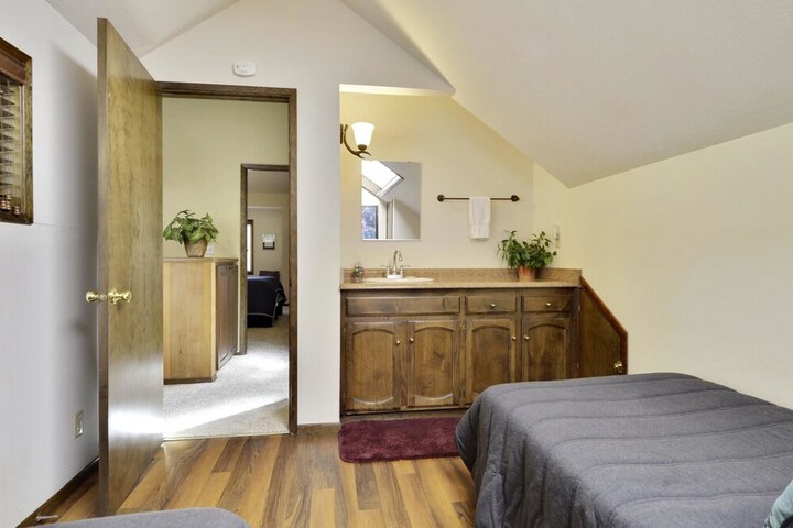 Meadowlark 4 Holiday Home