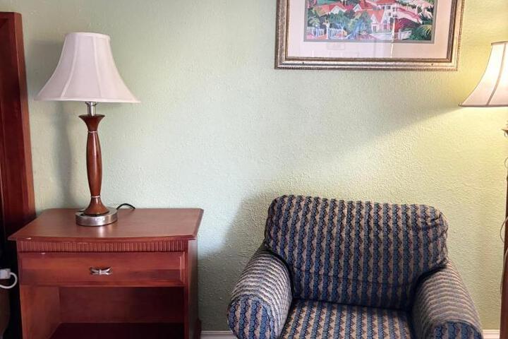 Jasmine Garden Inn - Lake City