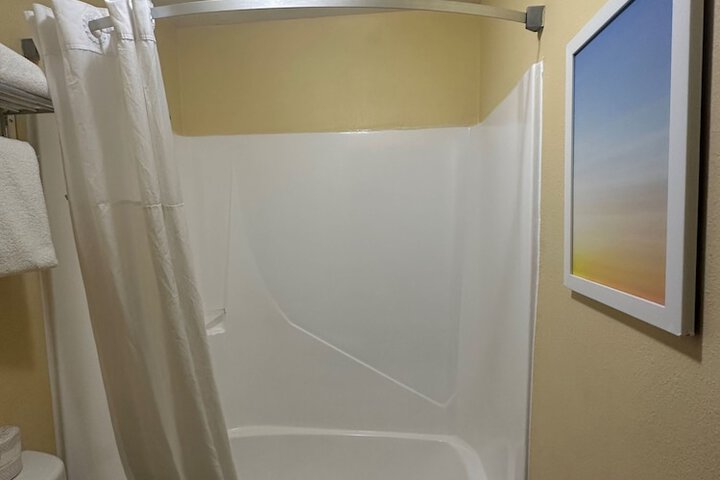 Room 40 of 60