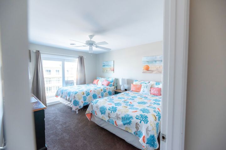 Room 30 of 48