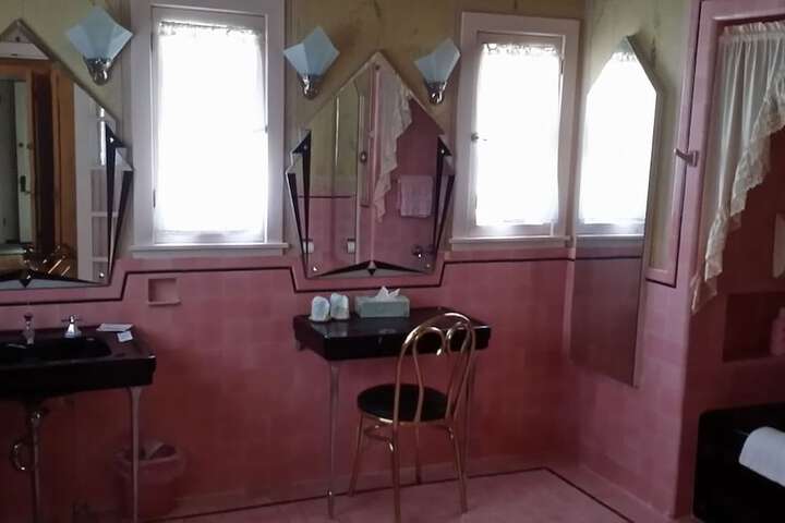 Room 11 of 59