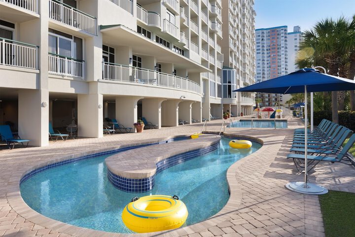 Hampton Inn & Suites Myrtle Beach / Oceanfront
