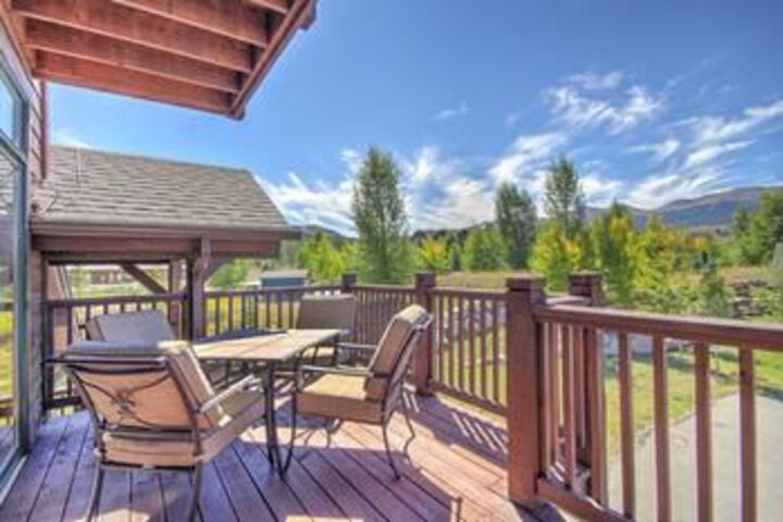 Highland Greens Linden 3 Bedroom Townhouse by RedAwning