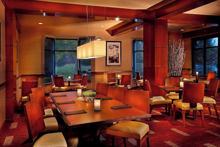 Courtyard by Marriott Seattle Sea-Tac Area