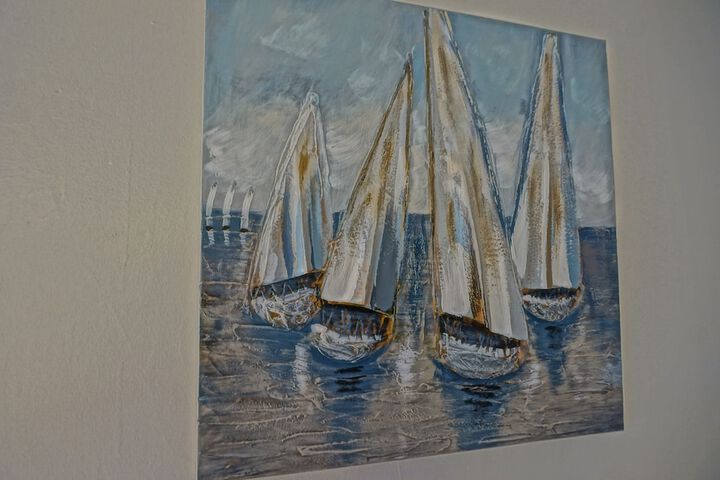 Room 13 of 48