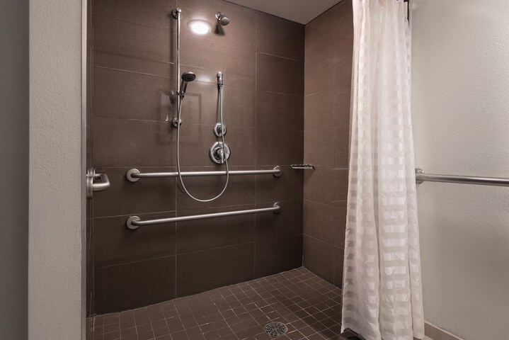 Room 14 of 29
