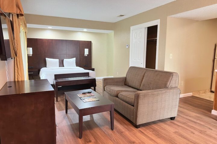 Room 21 of 56