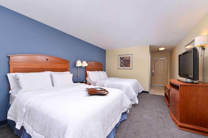 Room 25 of 46