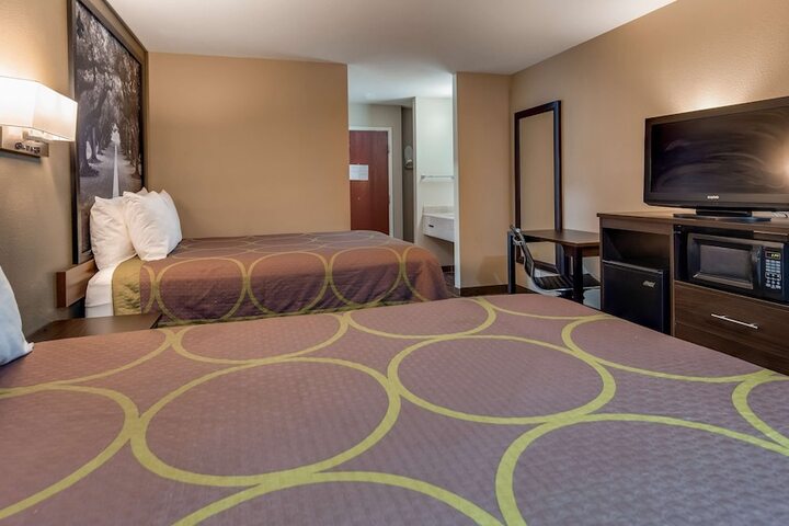 Room 18 of 30