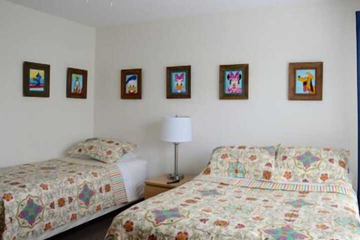 Room 28 of 37