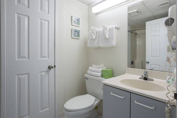 Biscayne Suites