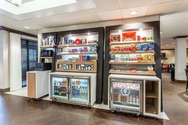 Hampton Inn Boston / Peabody