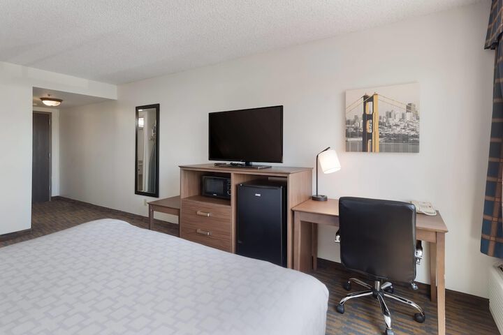 Clarion Hotel Concord / Walnut Creek