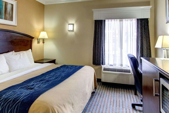 Room 19 of 29