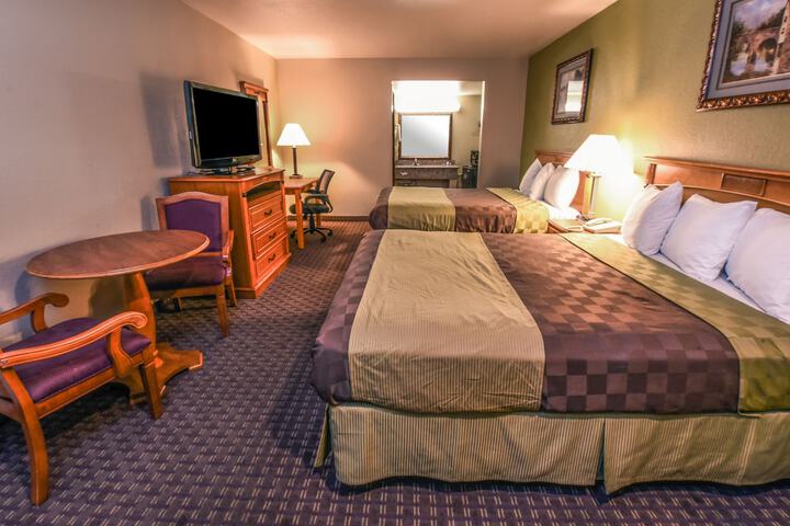 Room 14 of 28