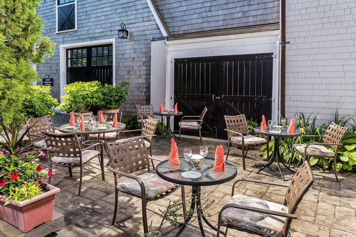 Terrace/Patio 22 of 27
