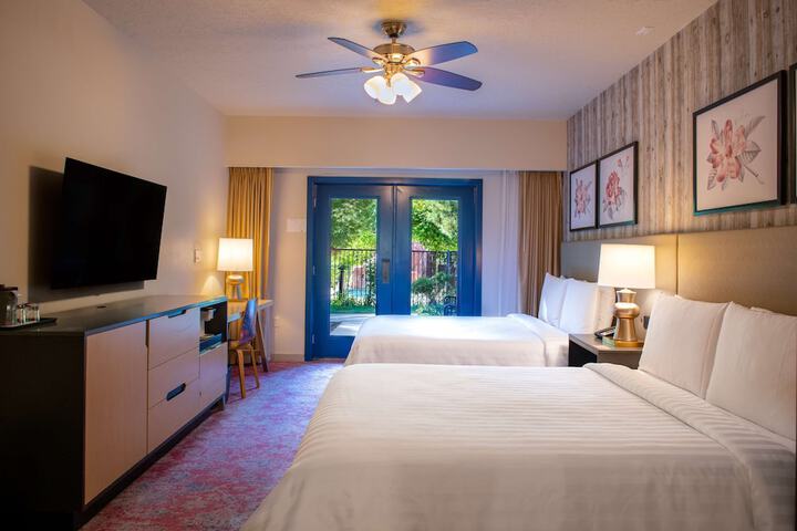 Room 47 of 118