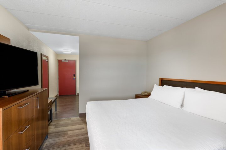 Room 21 of 47
