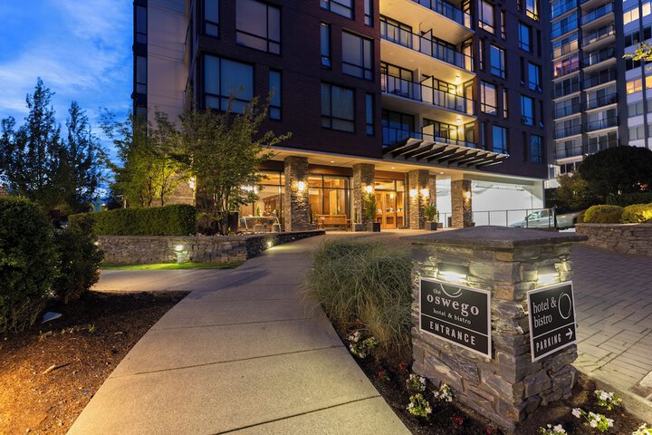 The Oswego Hotel