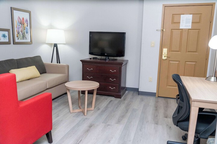 Room 18 of 47