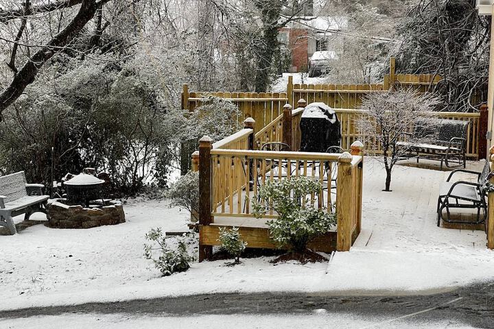 Mountain Aire Cottages Inn & Glamping