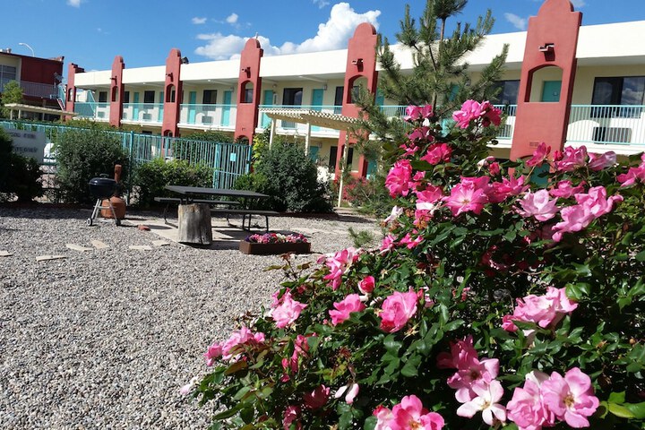 Days Inn by Wyndham Santa Fe New Mexico