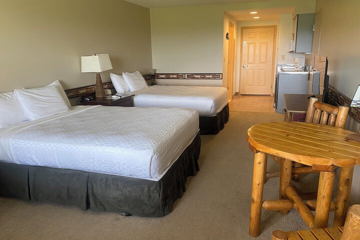 Room 21 of 38