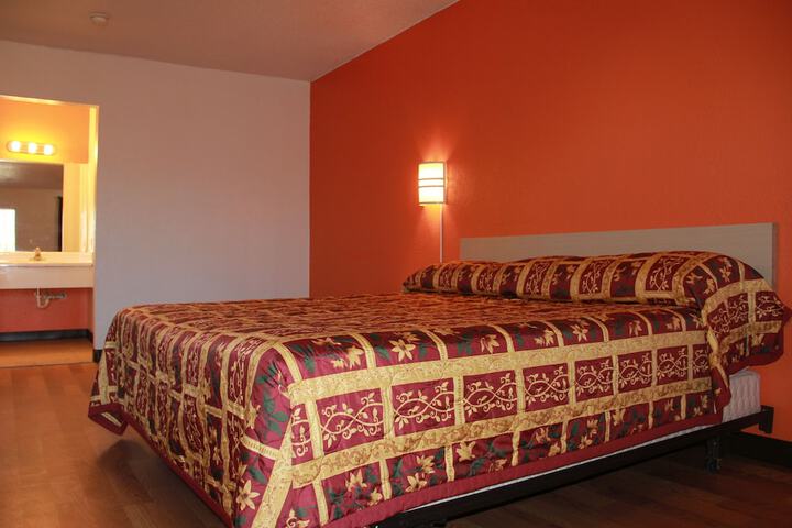 Room 41 of 44