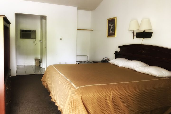 Room 15 of 71